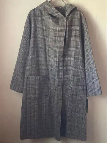 새상품 미사용 후데트 롱 코트 글렌체크