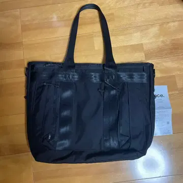 ace. 블랙 토트백