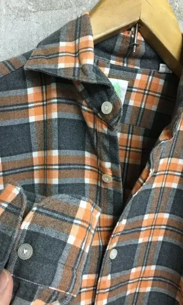 피나모레 체크 와이드 칼라 플란넬 셔츠 사이즈 S 새상품급