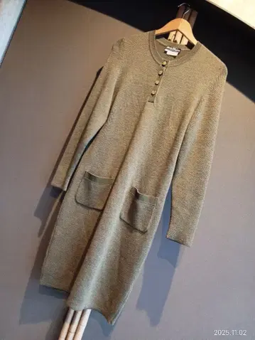 오늘만 가격 Salvatore Ferragamo 니트 원피스