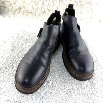 새상품급 세키아리 미켈레 숏부츠 벨트 네이비 이탈리아제