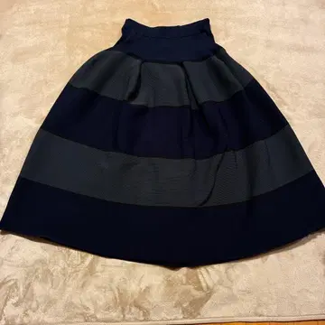 CFCL 시이 에프 시이 엘 종아리 기장 플레어 스커트 네이비 그레이 0