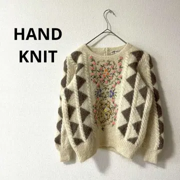 [HAND KNIT] 니트 스웨터 화이트 계열 브라운 핑크 꽃 자수