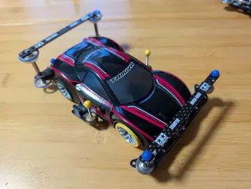 타미야 라이키리 블랙/레드 미니 사륜구동