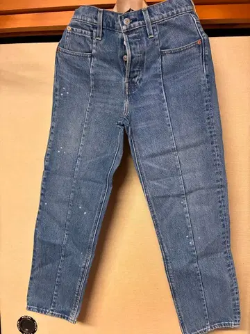 LEVI'S ALTERED STRAIGHT W26