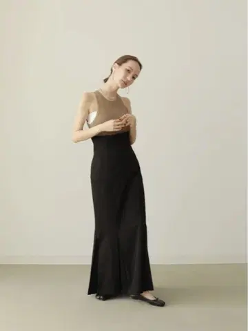 [ Louren ] mermaid pleats skirt / black