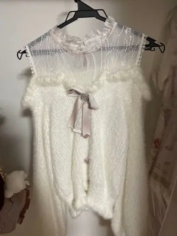 LIZLISA 레이어드 스타일 어깨 트임 니트 핑크