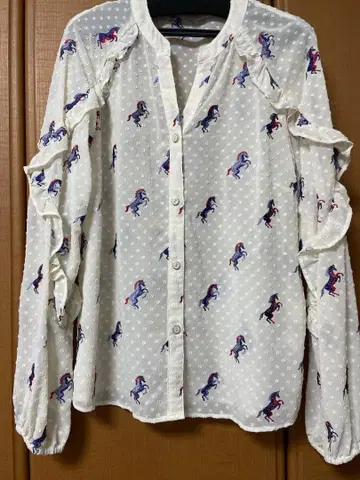 그레이스 콘티넨탈 호스 자수 프릴 블라우스