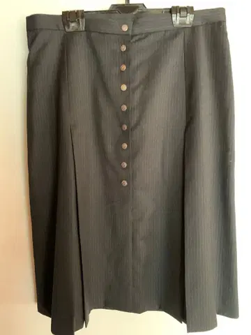 애니에스 베이 다크 블루 스트라이프 버튼 포함 스커트 사이즈 40