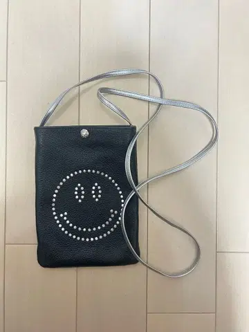 SALON DE ALFURD 스마일 숄더백