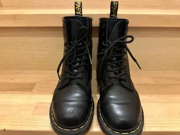 닥터마틴 1460 8홀 부츠 Dr. Martens 블랙