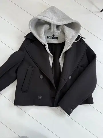 XS [ ZARA ] 후드 레이어 크롭 자켓