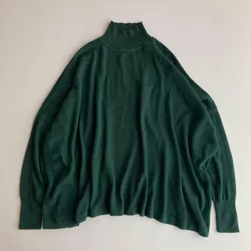 북유럽 생활 잡화점 울 하이넥 니트 A라인 리브 루즈핏 그린