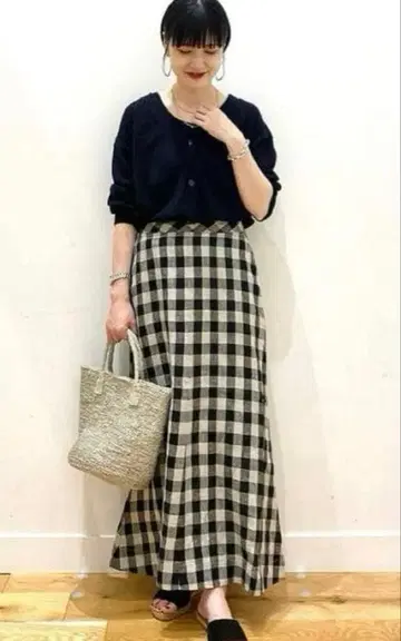URBAN RESEARCH DOORS 체크 무늬 롱 스커트