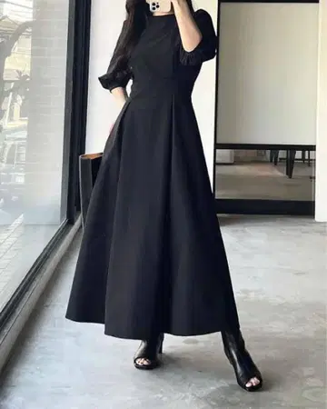 나이로 쿨 넥 햅번 원피스 S 사이즈