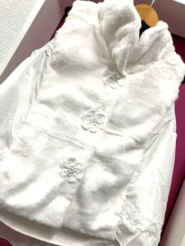 슈퍼 뷰티 꽃 모티브 비쥬 레이스가 귀여운 부드러운 보아 베스트