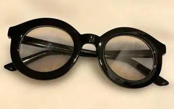 블랙 라운드형 안경 케이스 포함