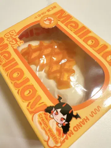 새상품 mellojoy 크림 와플 삼각형