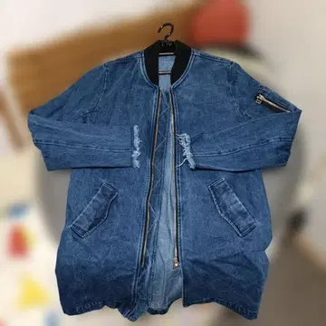 MA-1 타입 데님 봄버 코트 sample 품