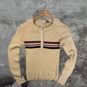 상의 긴팔 여성용 하프 버튼 크림 계열 겨울 가을