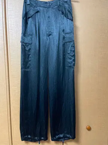 그레이스 콘티넨탈 새틴 카고 팬츠