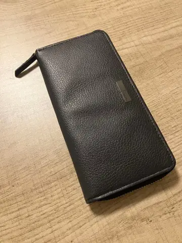 새상품 캘빈클라인 장지갑 블랙