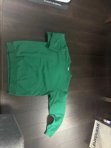 그린 크루넥 트레이닝복