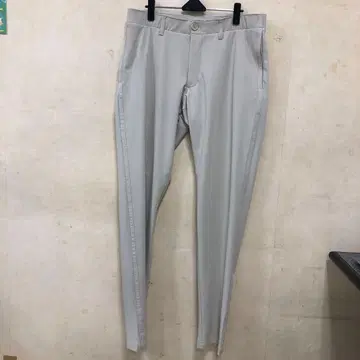 언더아머 베이지 남성용 골프 팬츠 허리밴딩