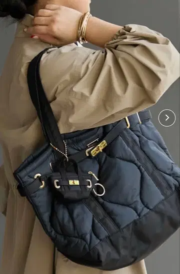 별주 [ SITA PARANTICA ] 참 포함 TOTE -RP-M