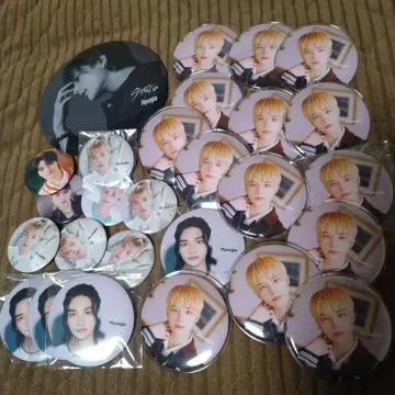 straykids 현진 캔뱃지 묶음 판매