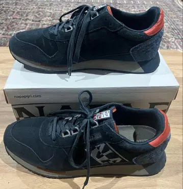 Napapijri 블랙/레드 스니커즈