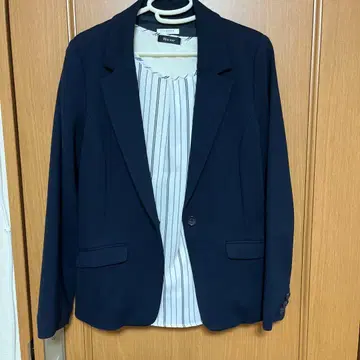 네이비 자켓과 블라우스, 블랙 타이트 스커트 5종 세트