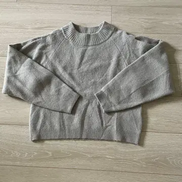 LILLY LYNQUE 그레이 긴팔 니트 스웨터