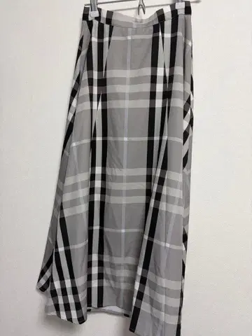 [ 새상품급 ] anmille 오리지널 체크 플레어 스커트