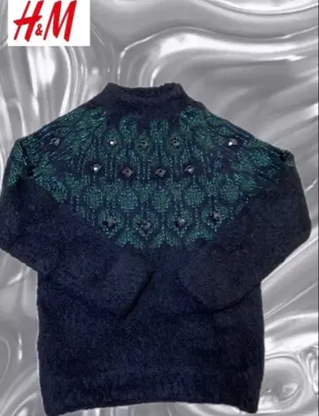 H&M 비쥬 장식 스웨터 34 택 없음 시착만 한 상품