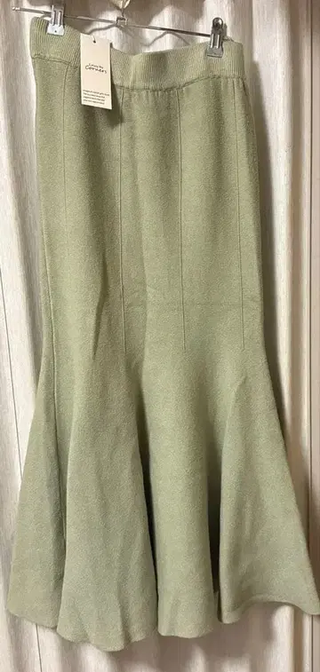 라이트 그린 머메이드 스커트