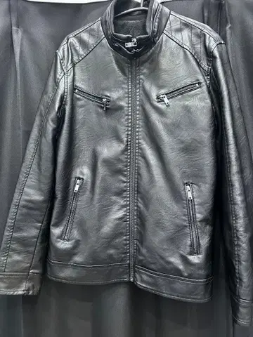 블랙 싱글 라이더 자켓 (인조 가죽)