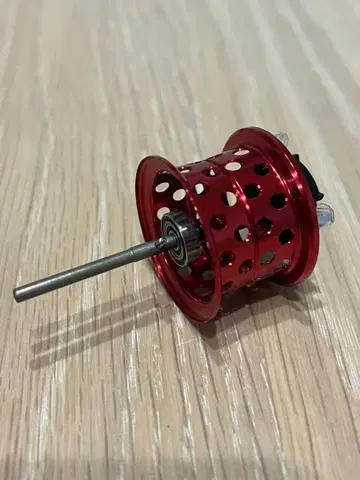 KTF 22/20 메타니움 버사타일 피네스 스풀 레드