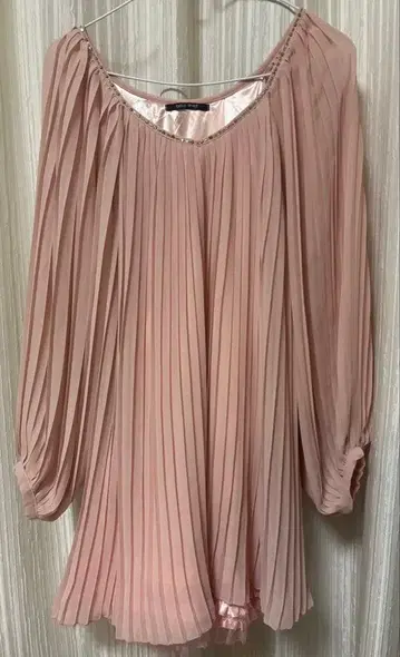 one way 핑크 플리츠 블라우스 M 사이즈