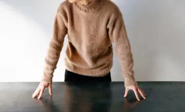 피프스 제너럴 스토어 2000s 러시아군 터틀넥 니트 베이지