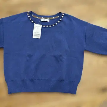 La Totalite 블루 크롭 니트 F 사이즈