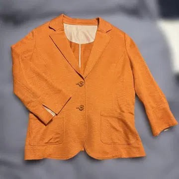 레리안 오렌지 테일러드 자켓