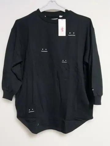 graniph 뷰티풀 섀도우 맨투맨 M 사이즈