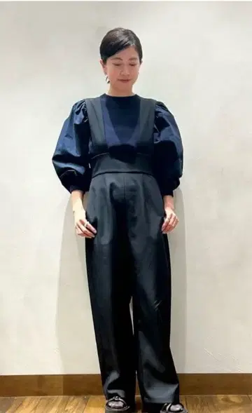 택 포함 새상품 고밀도 트윌 살로펫 블랙 와이드 팬츠