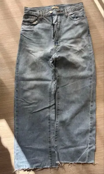 미스틱 라이트 블루 플레어 데님