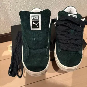 PUMA 다크 그린 스웨이드 스니커즈