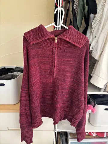 JEANASIS 버건디 지퍼 스웨터