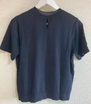 블랙 반팔 셔츠 백 슬릿