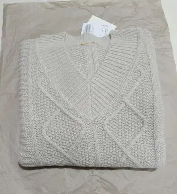 L'Appartement ALAN V-NECK KNIT