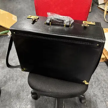 블랙 비즈니스 백 중형 합성 피혁